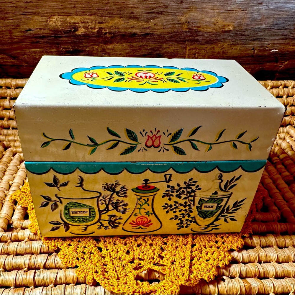 Vintage Recipe Box